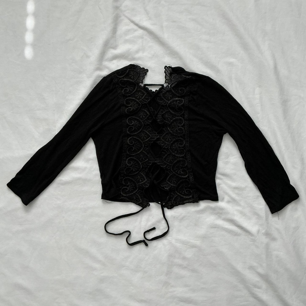 black whimsygoth lace up‎ front long sleeve crop top size small y2k grunge